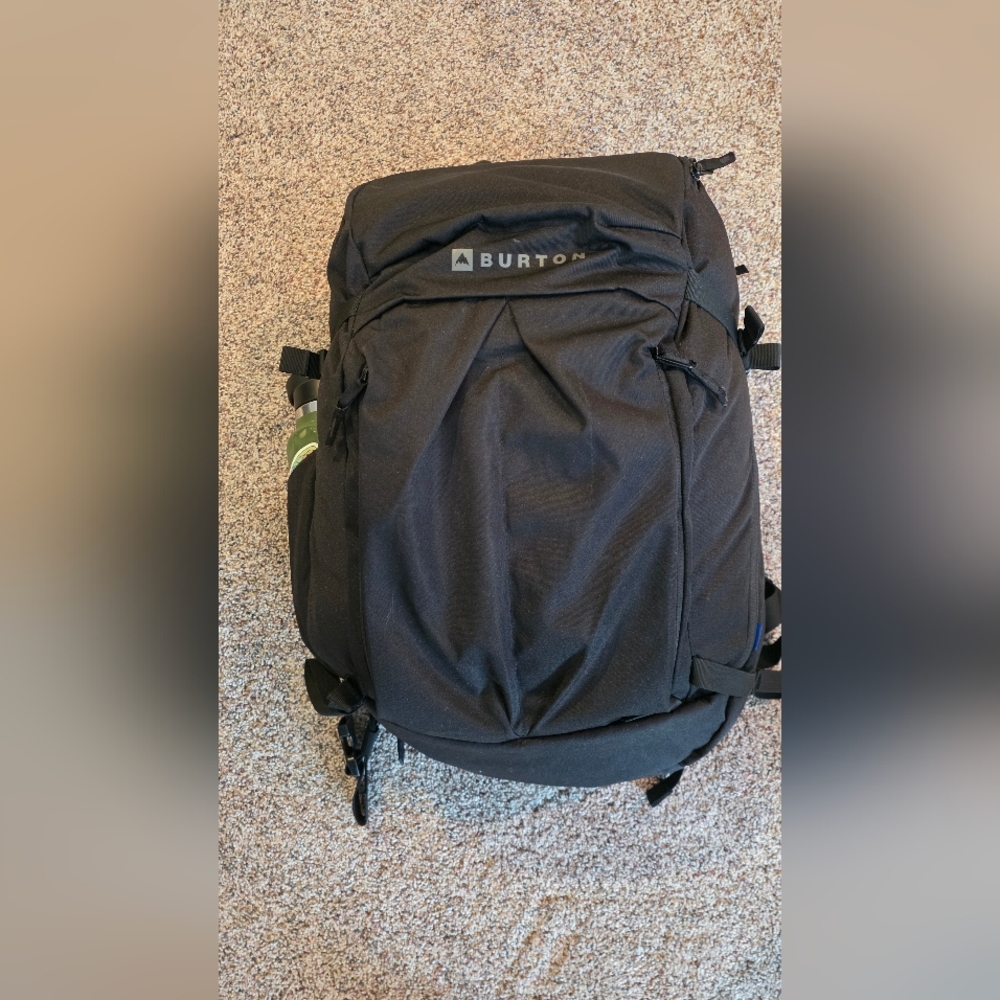 Burton Hitch 30L Backpack
